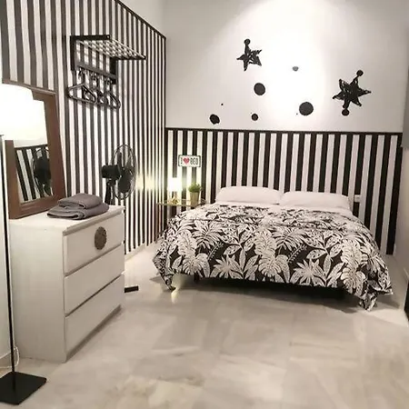 Suite Parking Segun Disponibilidad Seville Exterior photo